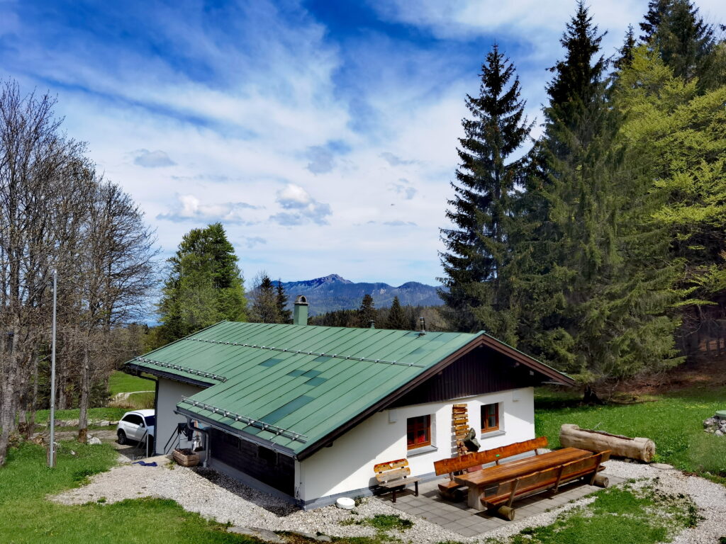 Die Untere Hemmersuppenalm liegt rund 200 Höhenmeter und ist touristisch nicht so attraktiv